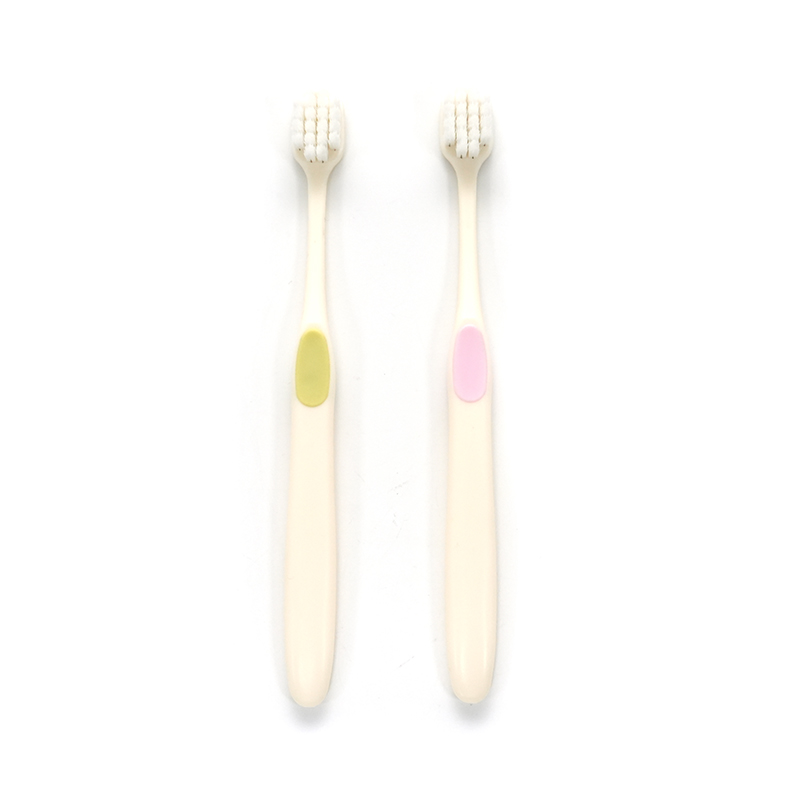 PP/TPE 손잡이 미국 스타일 초미세 부드러운 PBT 강모 성인용 딥 클리닝 칫솔